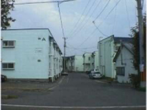 48-1 弘前市 アパート 桔梗野外観