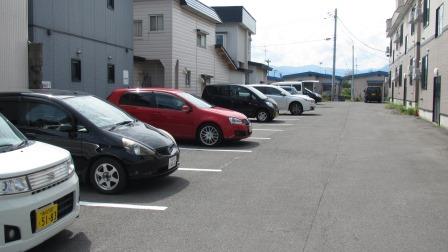 弘前市 アパート 和泉 ハイツウララ駐車場 ハイツウララ 収納